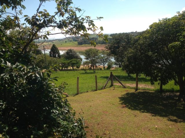 Imovel frente para  represa de Piracaia