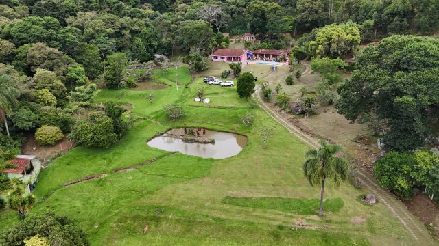 sitio rico em agua