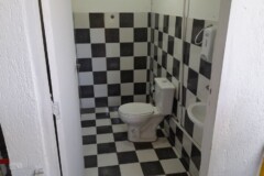 Academia com piscina aquecida